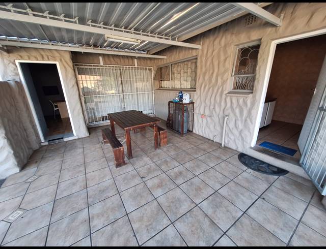 11 BEDROOM HOUSE FOR SALE IN VANDERBIJLPARK SE 7
